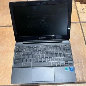 Samsung 11.6" Chromebook 3, Intel Celeron, 2GB Memory, 16GB Storage
